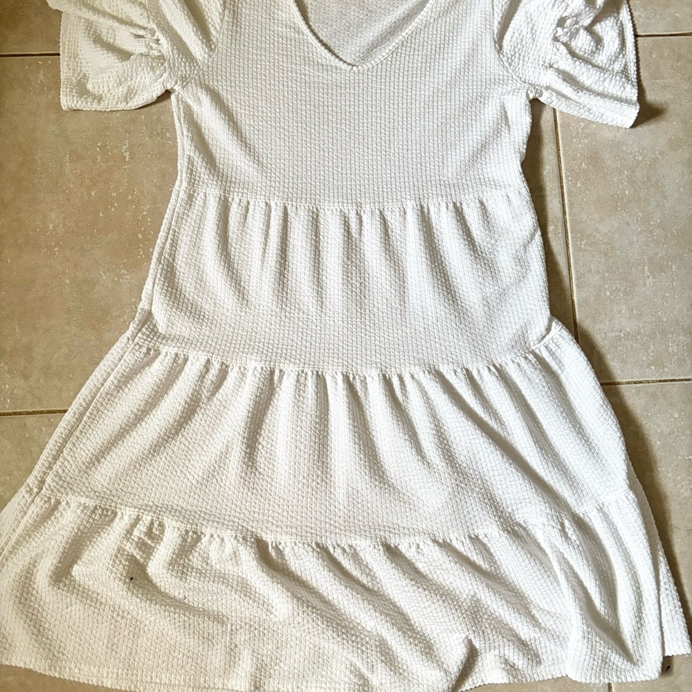 White Tiered Mid-Thigh Dress - Picture 2 of 4
